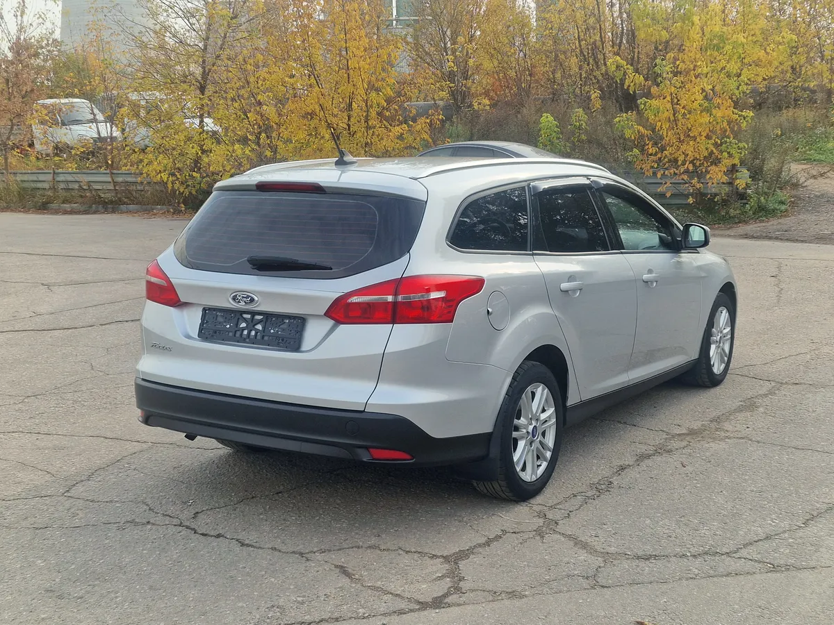 Ford Focus 1.6 Ti-VCT MT (105 л.с.)