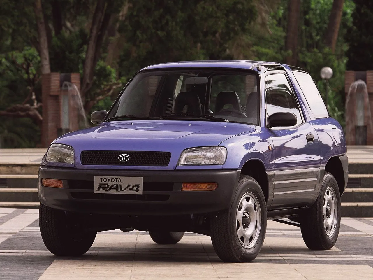 Toyota RAV4 2 MT 4WD (121 л.с.)