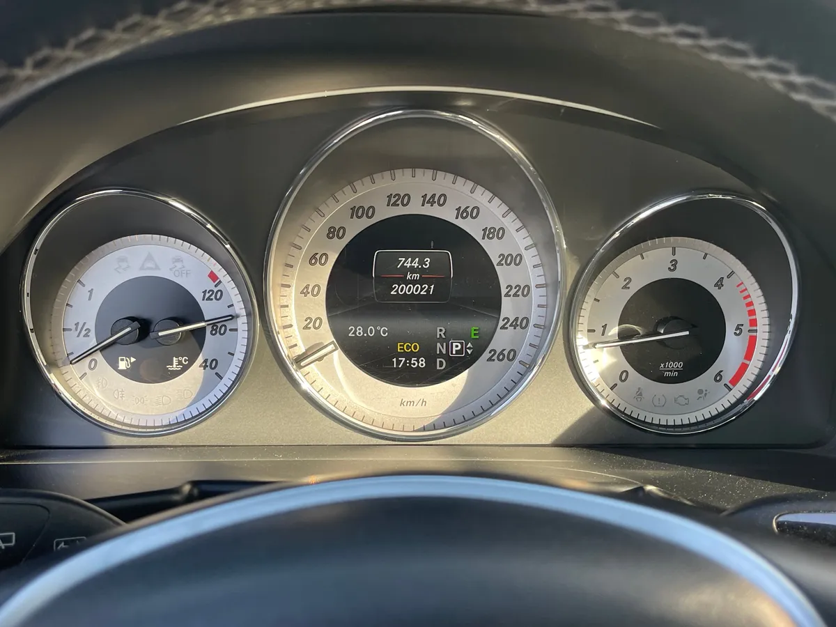 Mercedes-Benz GLK-Класс GLK 220 CDI 7G-Tronic Plus 4Matic (170 л.с.)