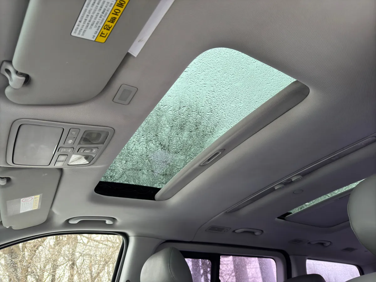 Hyundai Grand Starex 2.5 AT 4WD (145 л.с.)