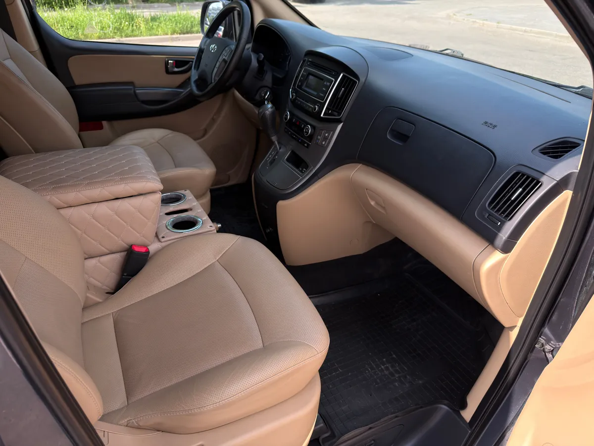 Hyundai H-1 2.5 CRDi AT (170 л.с.)