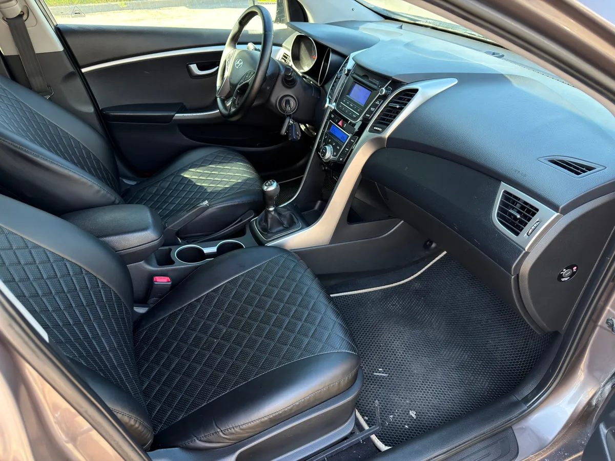 Hyundai i30 1.6 MT (130 л.с.), 2013 — фото 6