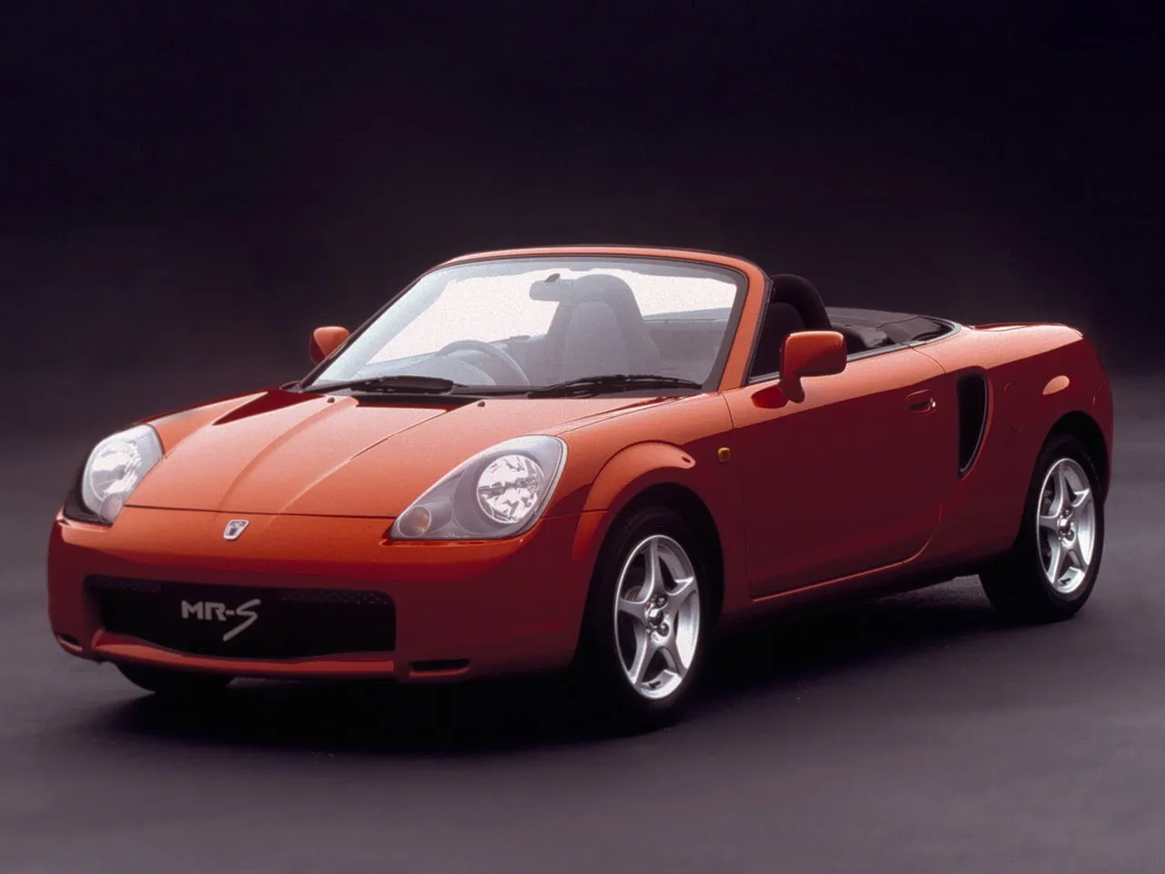 Toyota MR-S 1.8 MT RWD (140 л.с.)
