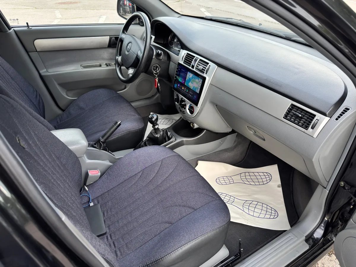 Chevrolet Lacetti 1.4 MT (95 л.с.)