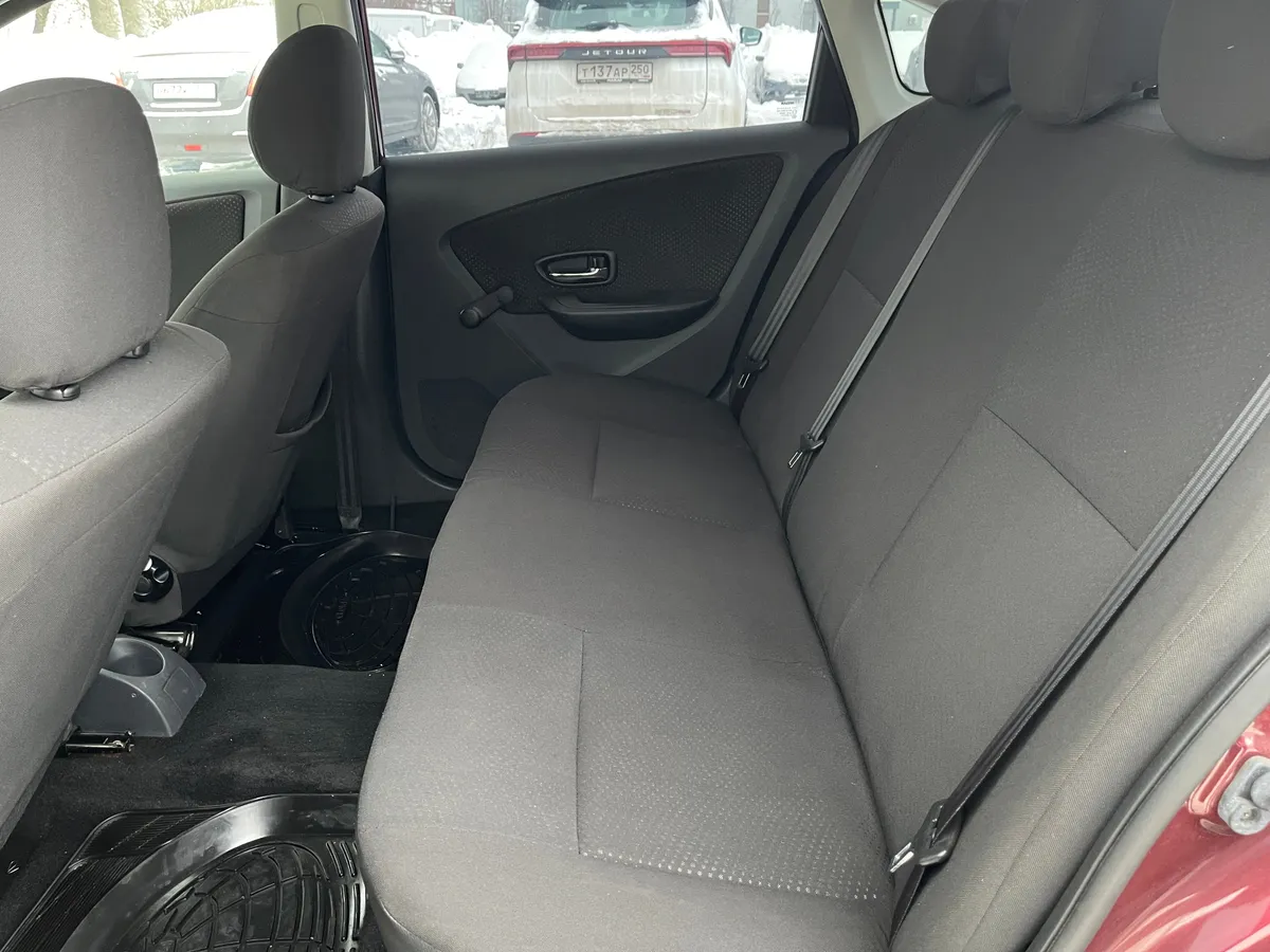 Nissan Almera 1.6 AT (102 л.с.)