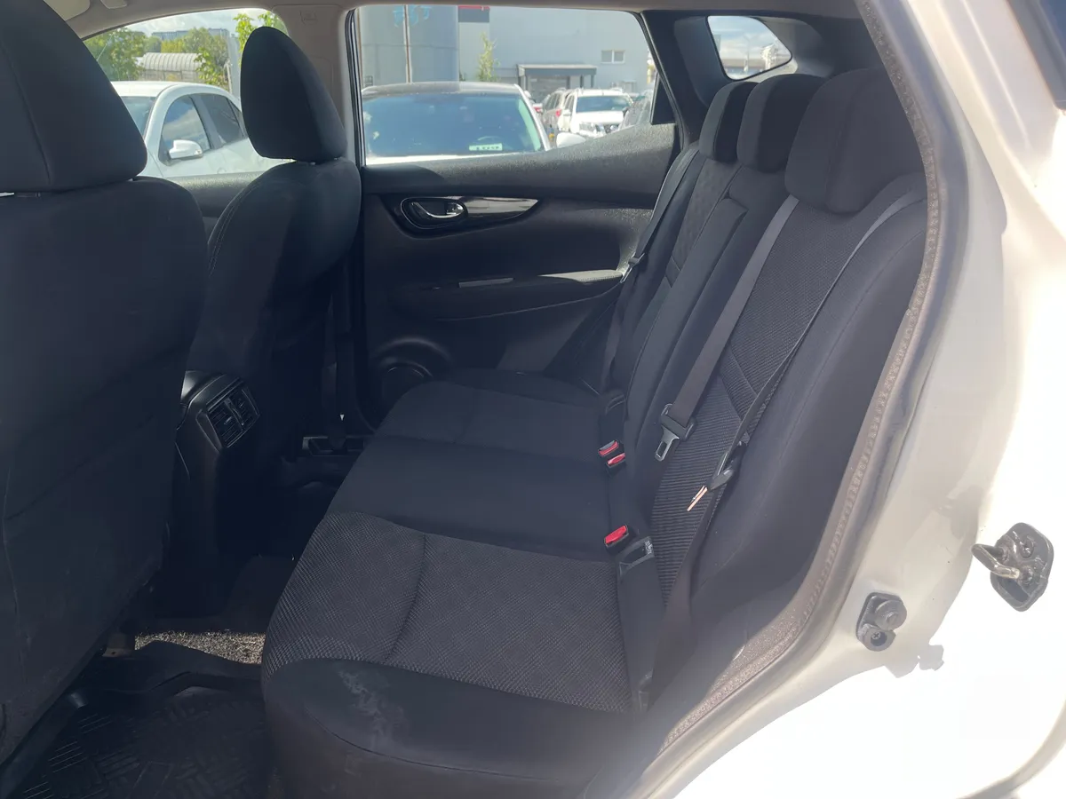 Nissan Qashqai 1.2 DIG-T MT (115 л.с.), 2014 — фото 12