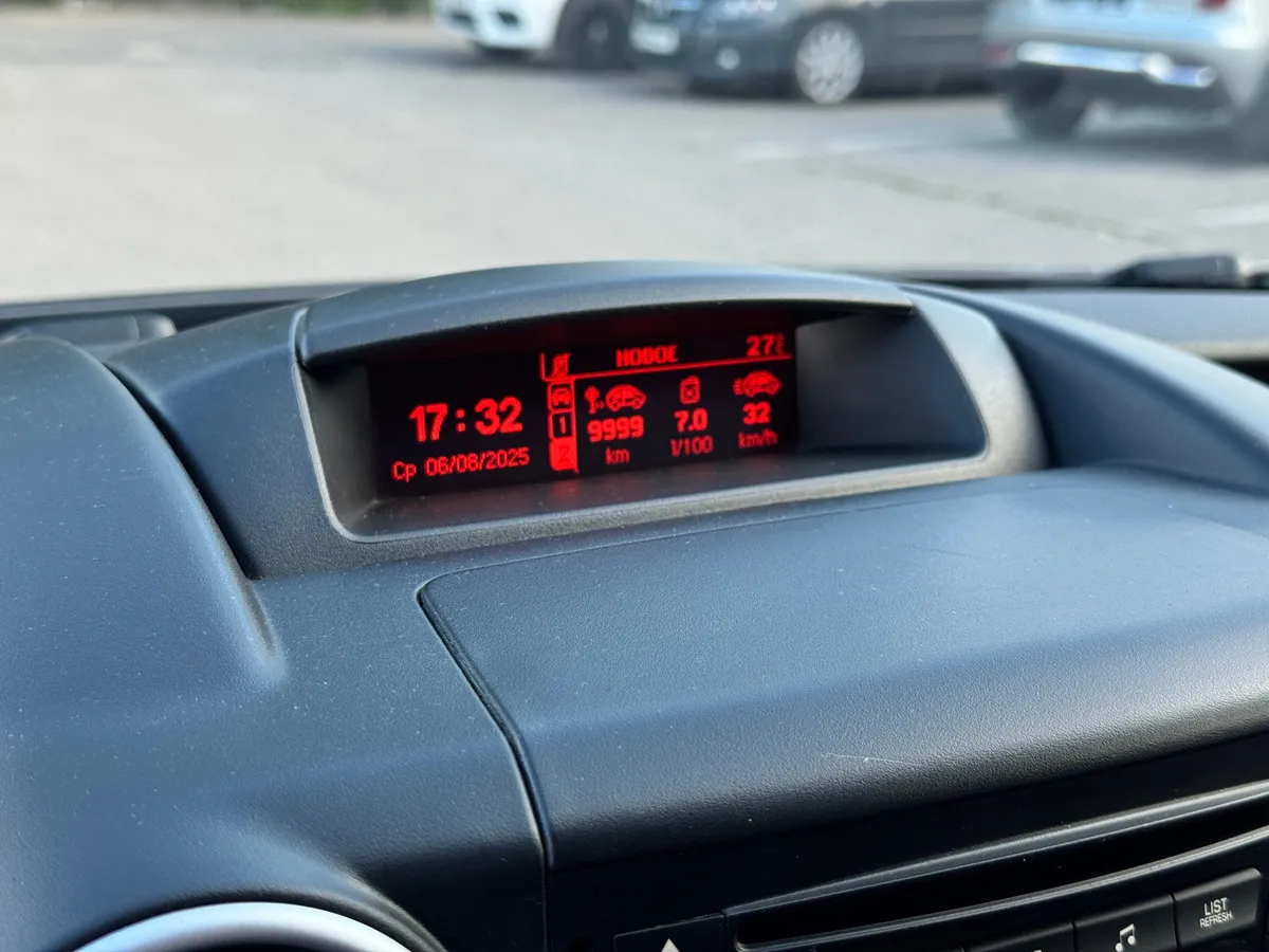 Citroen Berlingo 1.6 VTi MT (120 л.с.)