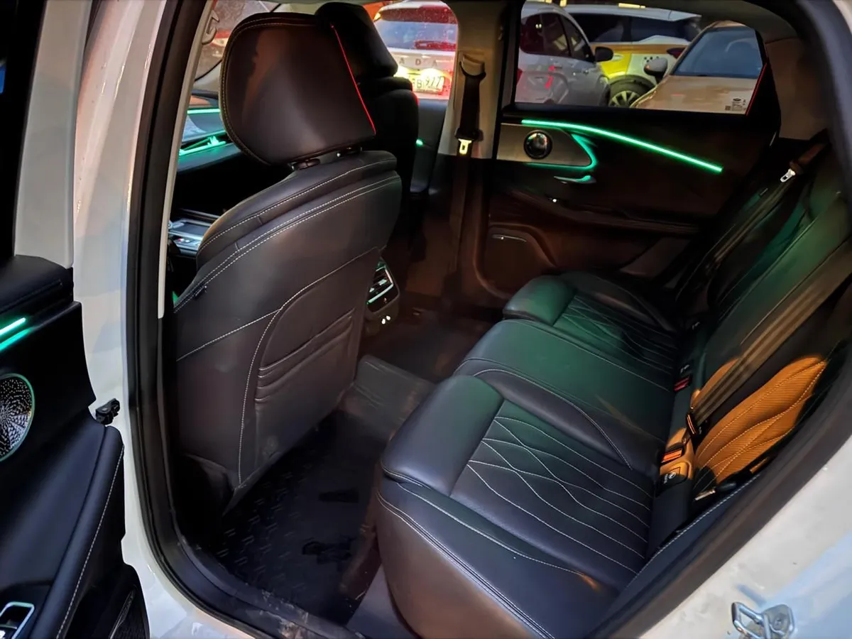 Chery Arrizo 8 1.6 AMT (197 л.с.)