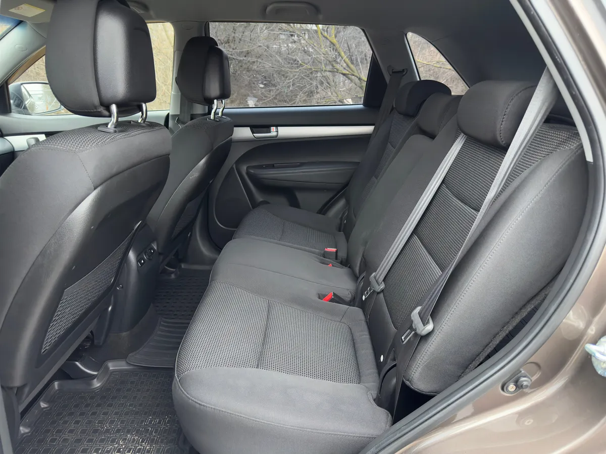 Kia Sorento 2.4 MT (175 л.с.)