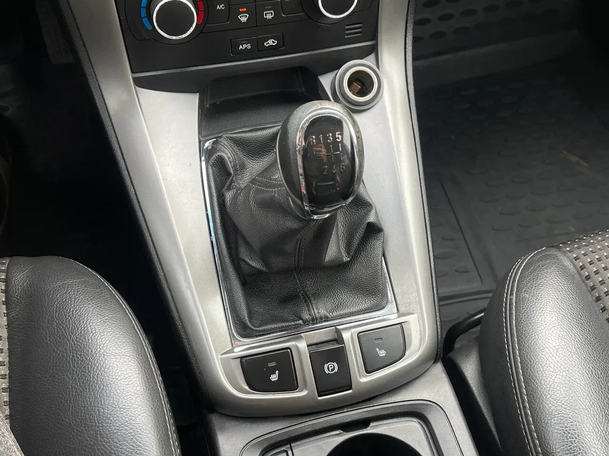 Chevrolet Captiva 2.2 MT (184 л.с.), 2012 — фото 10