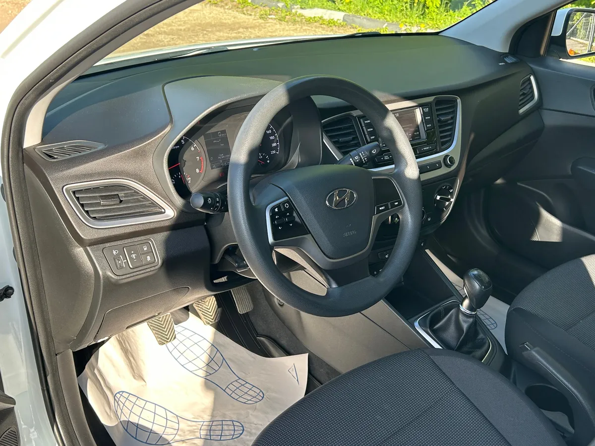 Hyundai Solaris 1.6 MT (123 л.с.), 2017 — фото 5