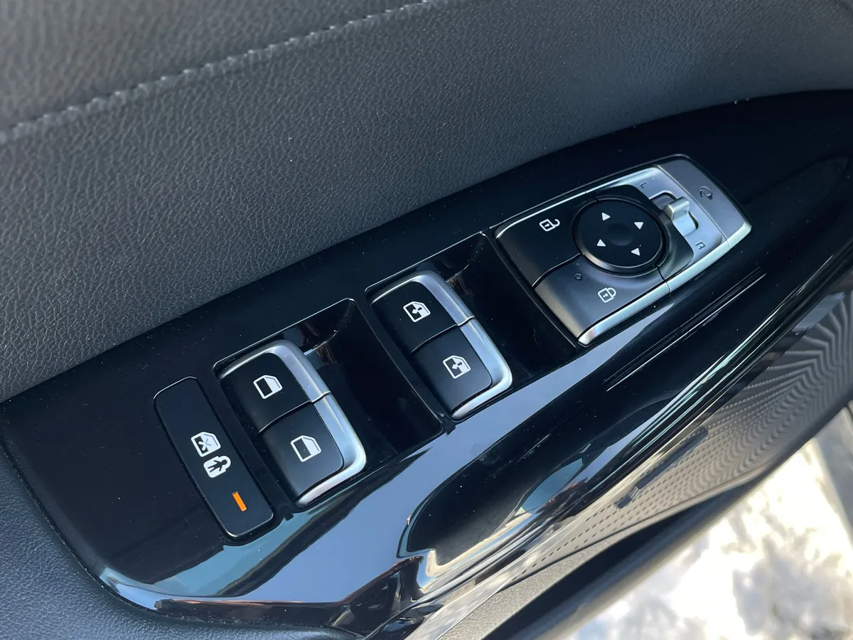 Kia K5 2.5 AT (194 л.с.)