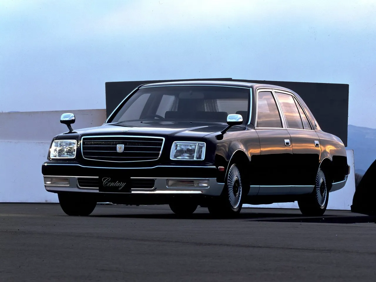 Toyota Century 5 AT RWD (280 л.с.)
