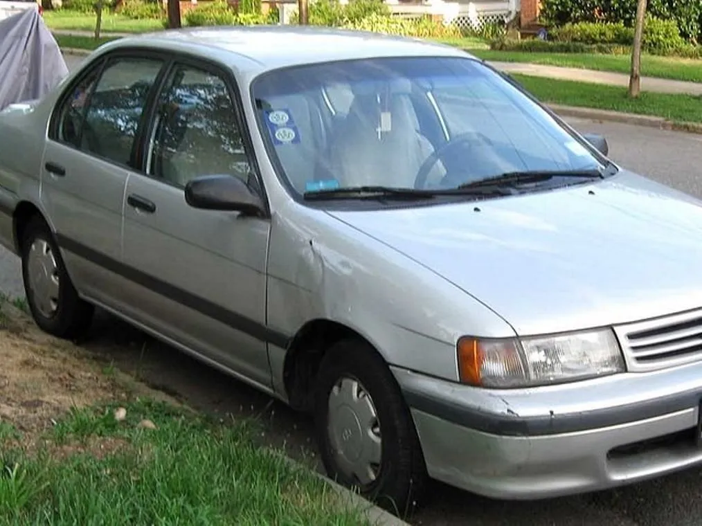 Toyota Corolla II 1.5 MT FWD (67 л.с.)