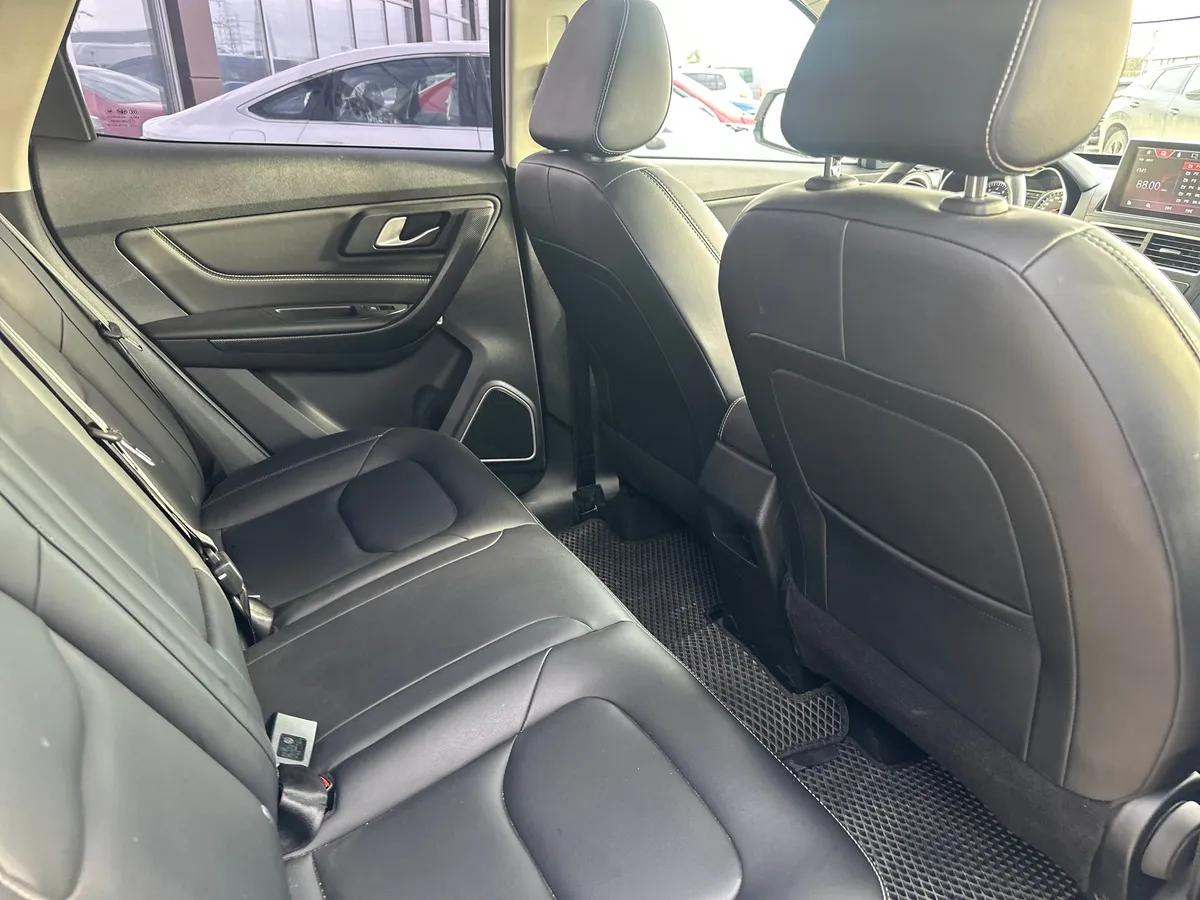 FAW Besturn X40 1.6 AT (108 л.с.)