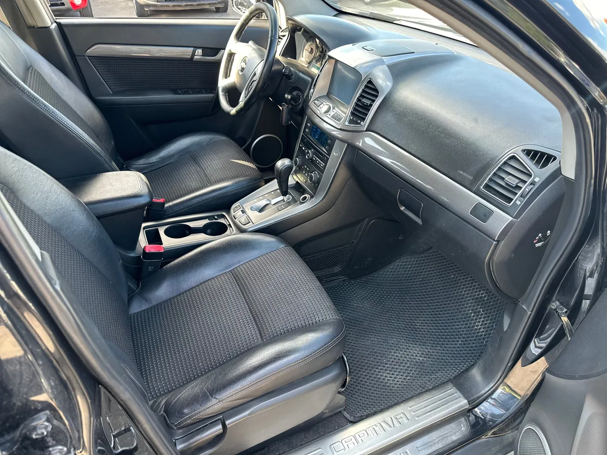 Chevrolet Captiva 2.4 AT (5 мест) (167 л.с.)