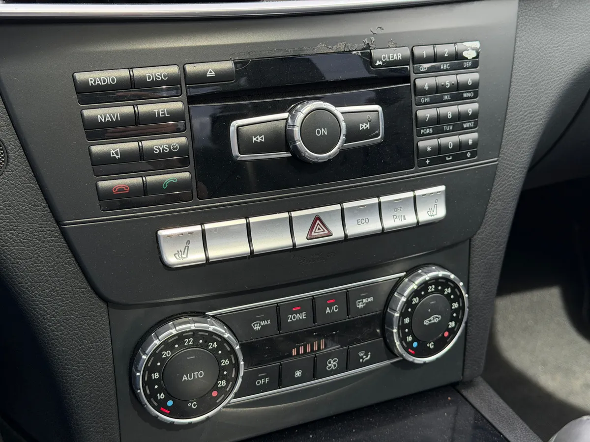 Mercedes-Benz C-Класс C 180 7G-Tronic Plus (156 л.с.)