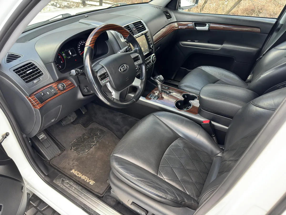 Kia Mohave 3.0 AT 4WD (250 л.с.)