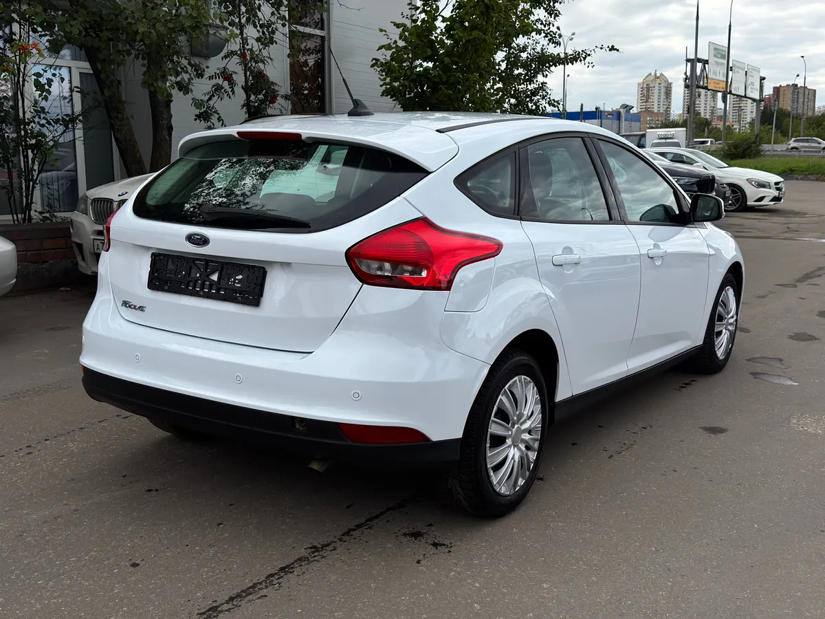 Ford Focus 1.6 Ti-VCT PowerShift (105 л.с.)