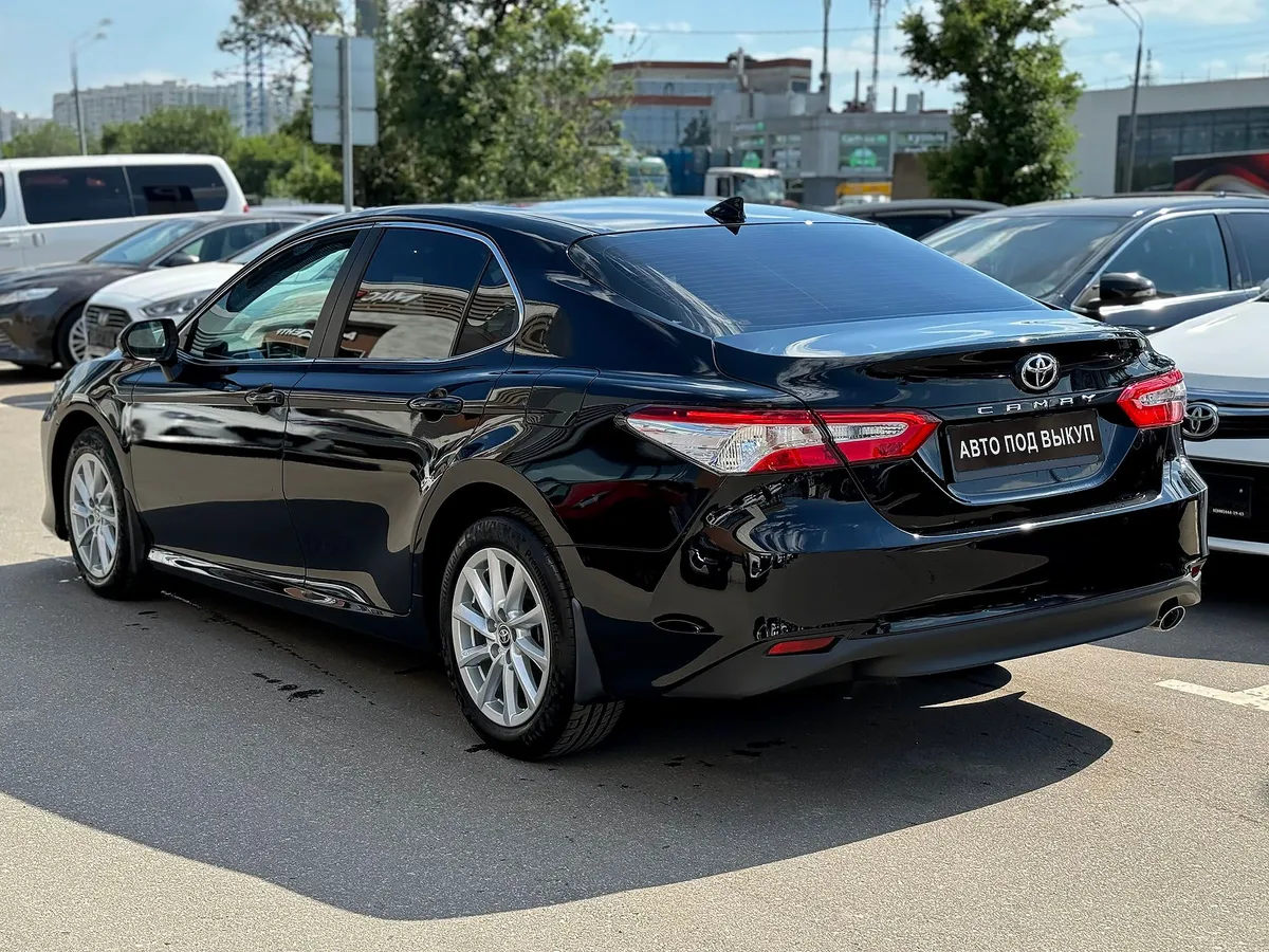Toyota Camry, 2021 — фото 2