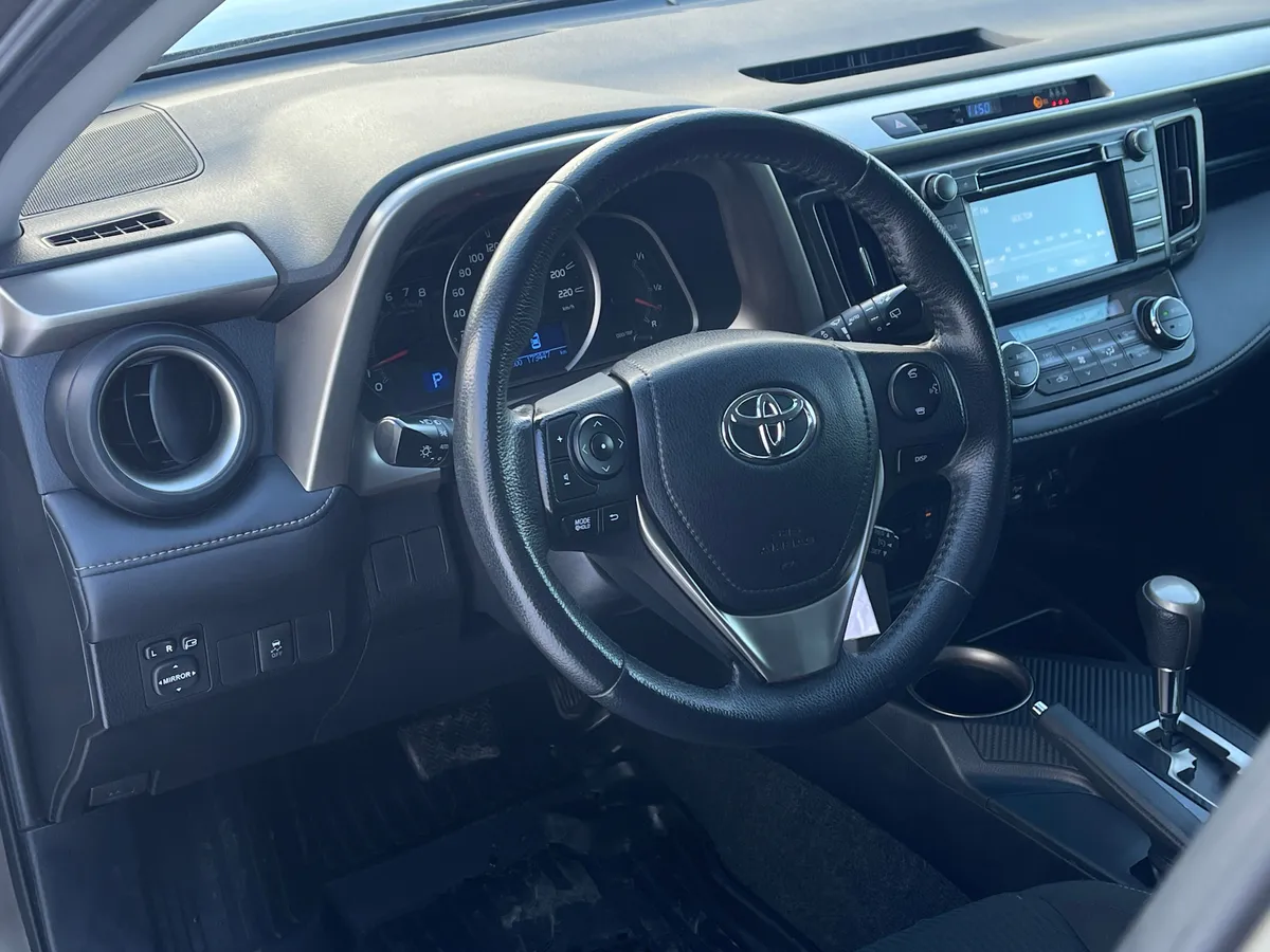 Toyota RAV4 2.0 CVT 4WD (146 л.с.)