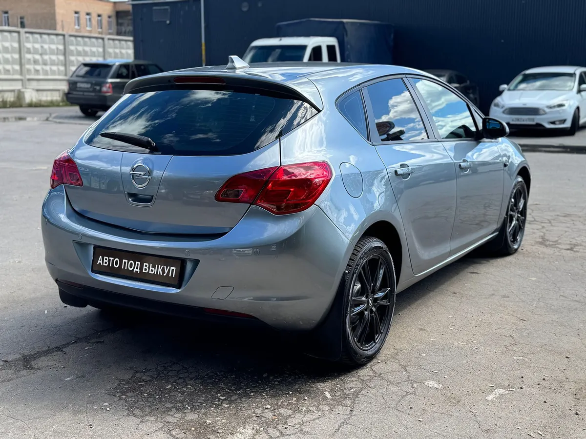 Opel Astra 1.6 MT (115 л.с.)