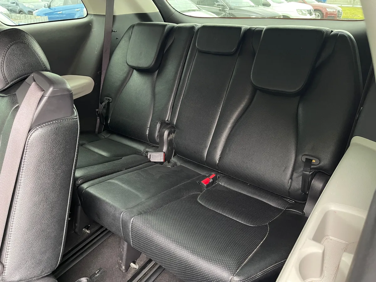 Kia Carnival 2.2 AT (199 л.с.)