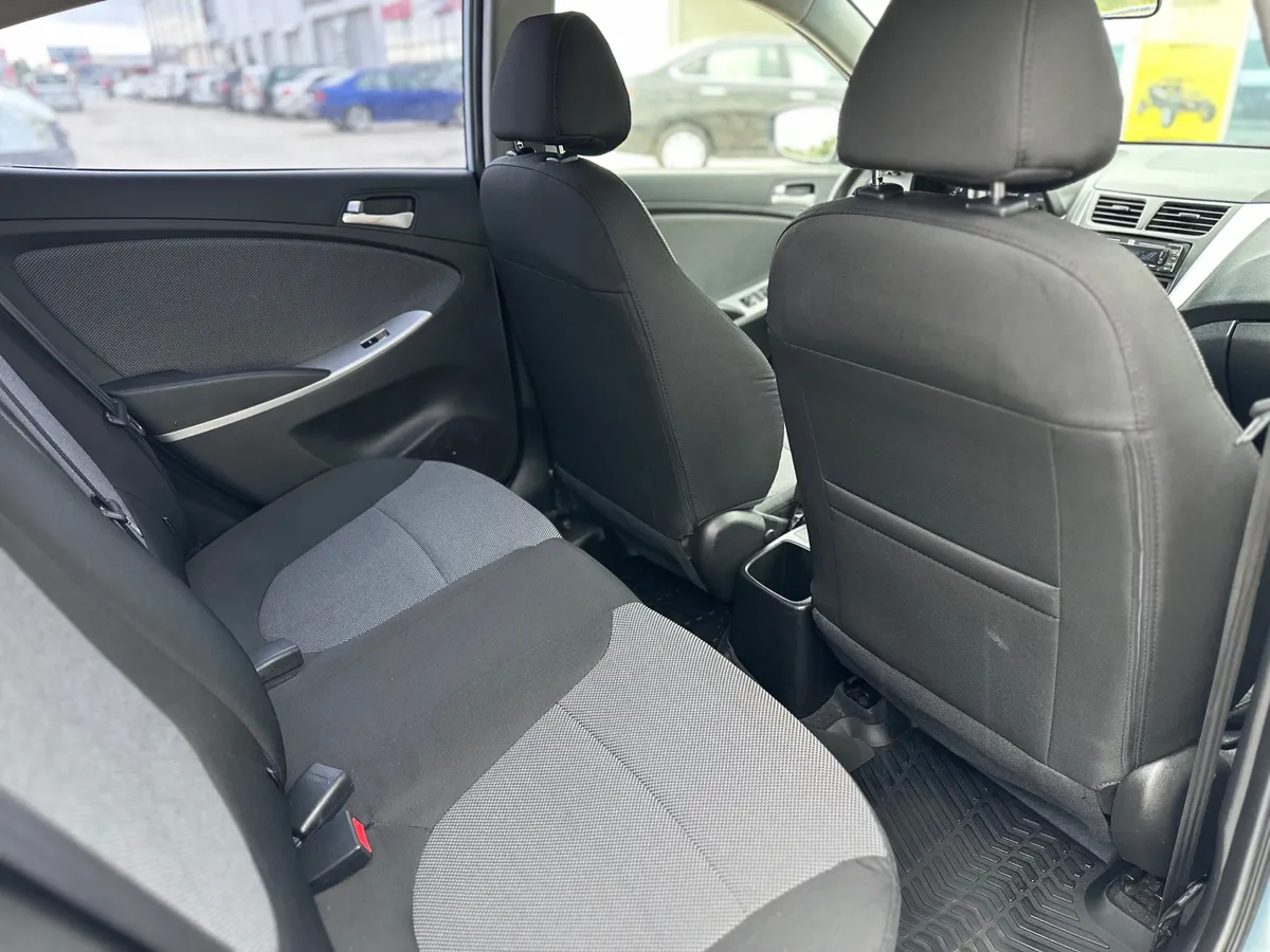 Hyundai Solaris 1.6 MT (123 л.с.), 2014 — фото 16
