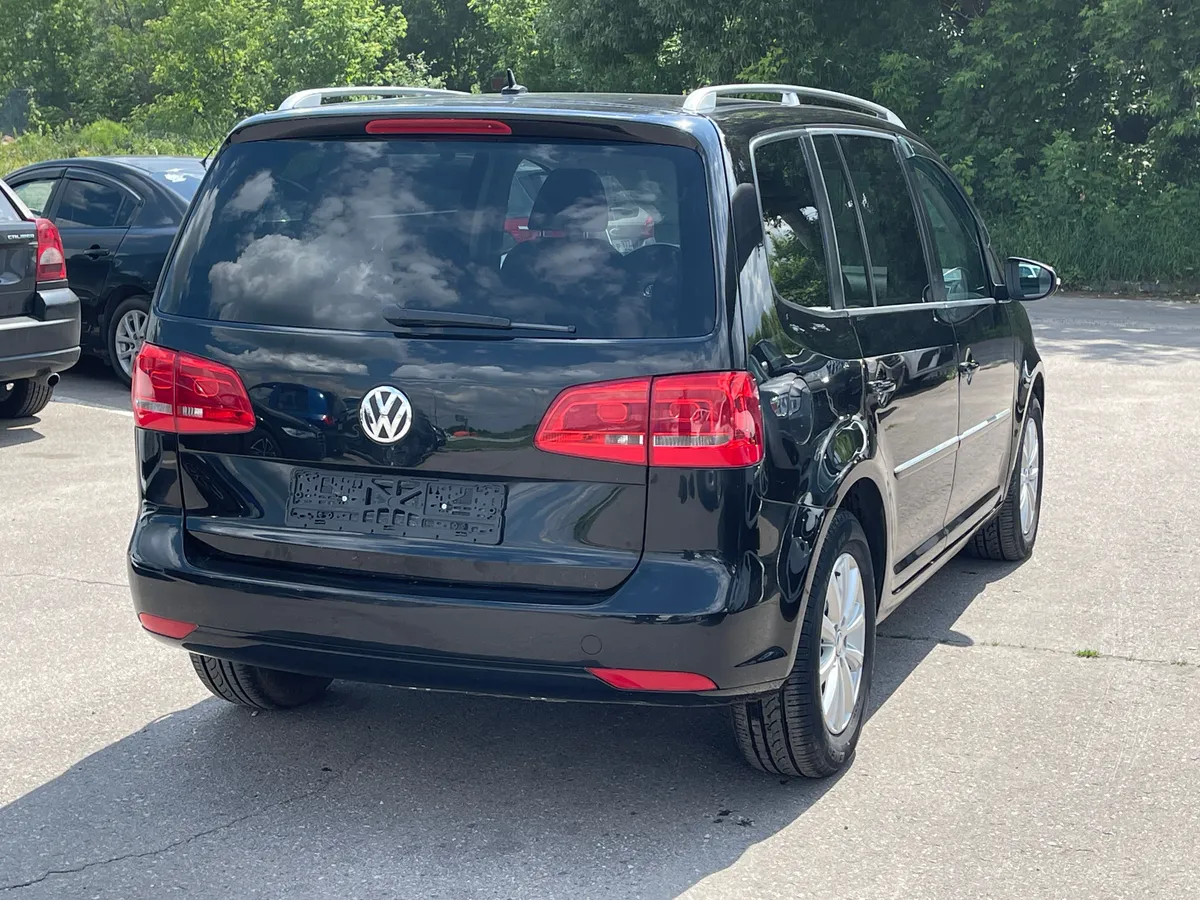 Volkswagen Touran 1.4 TSI DSG (140 л.с.)