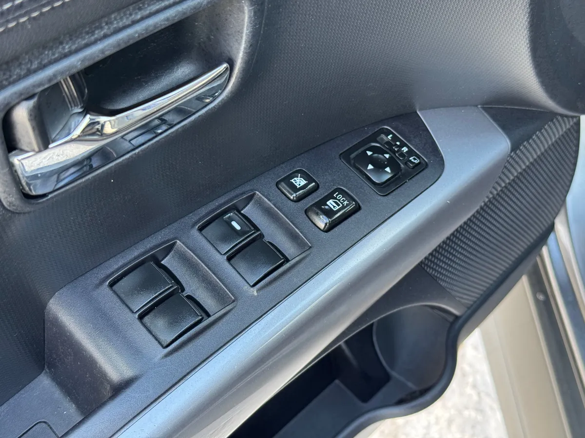 Mitsubishi Outlander 2.0 CVT 4WD (147 л.с.)