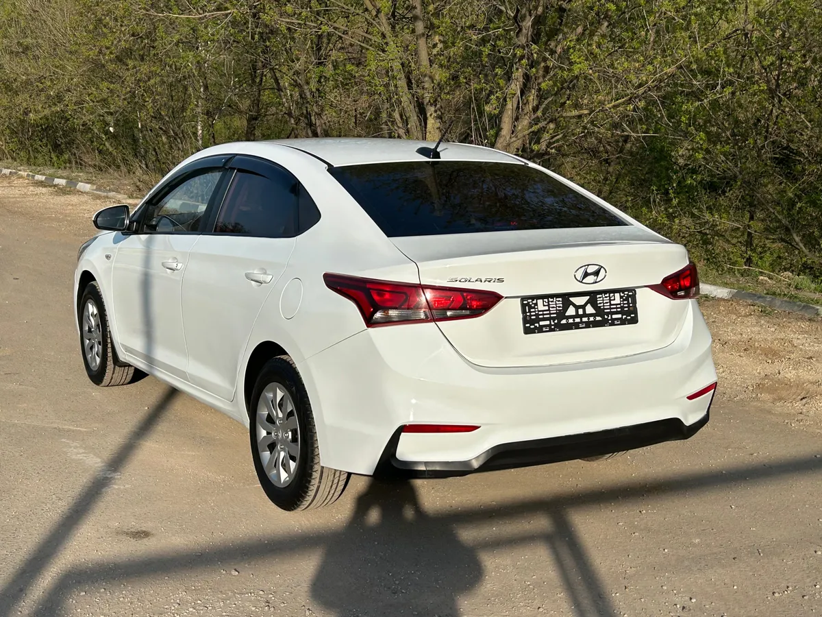 Hyundai Solaris 1.4 MT (100 л.с.), 2019 — фото 2