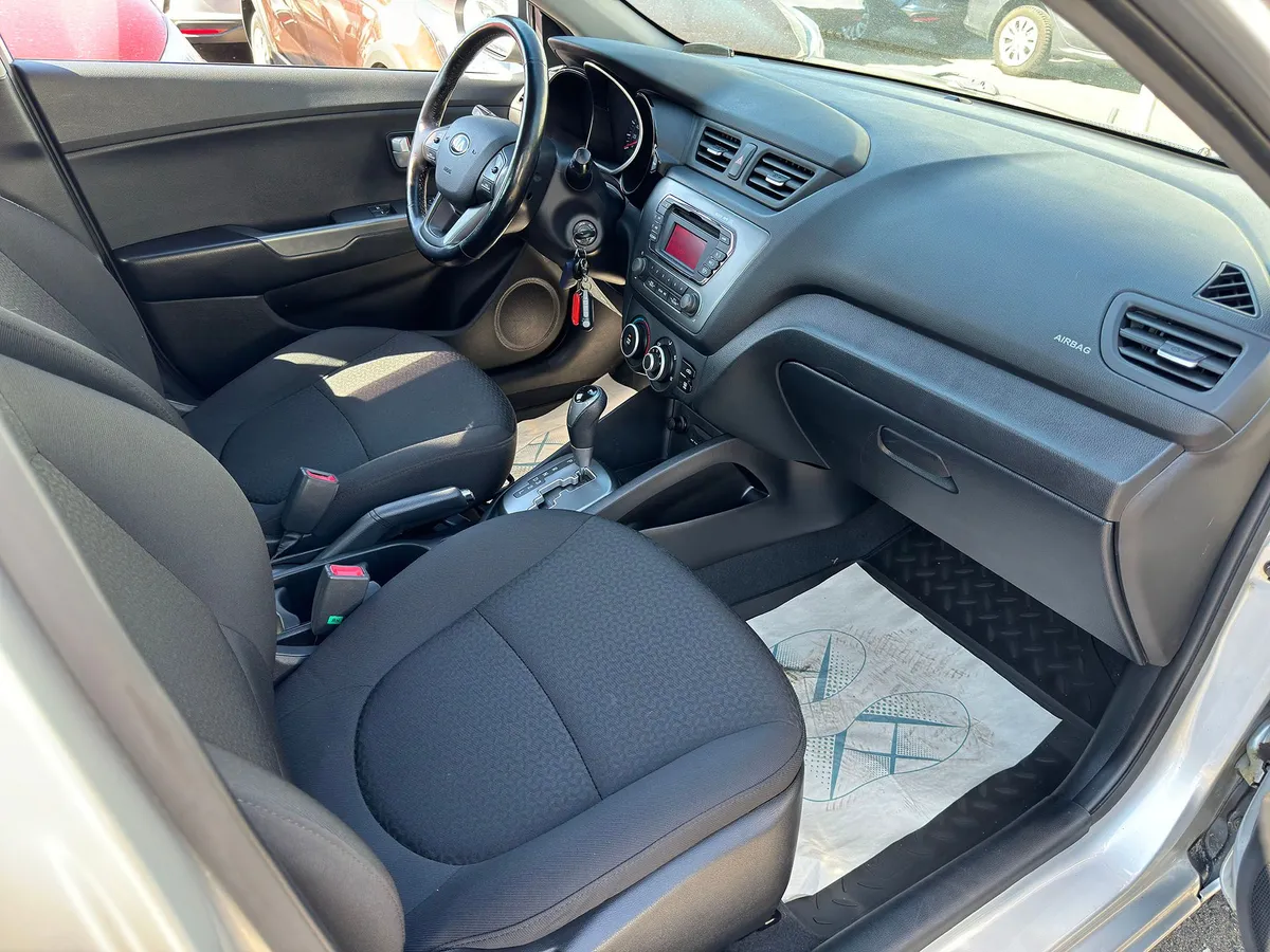 Kia Rio 1.6 AT (123 л.с.), 2014 — фото 9