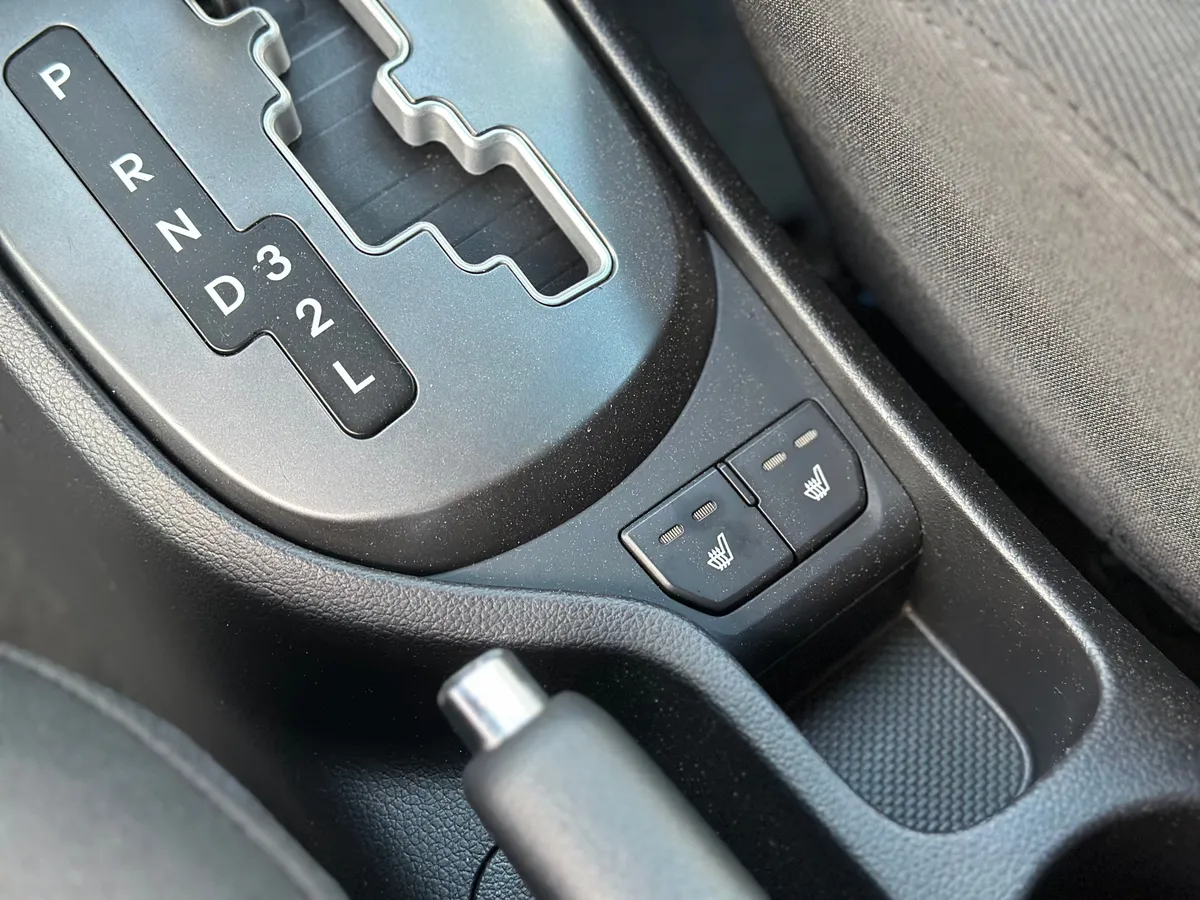 Kia Rio 1.4 AT (107 л.с.), 2014 — фото 16