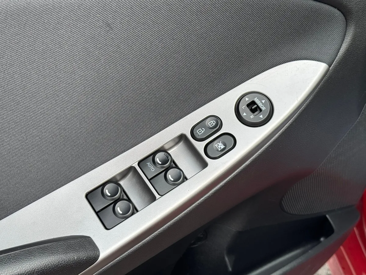 Hyundai Solaris 1.6 AT (123 л.с.), 2016 — фото 11