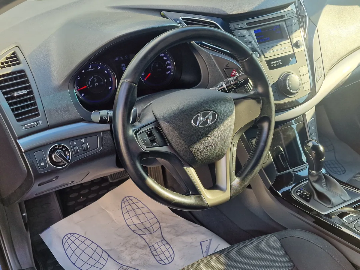 Hyundai i40 2.0 AT (150 л.с.)