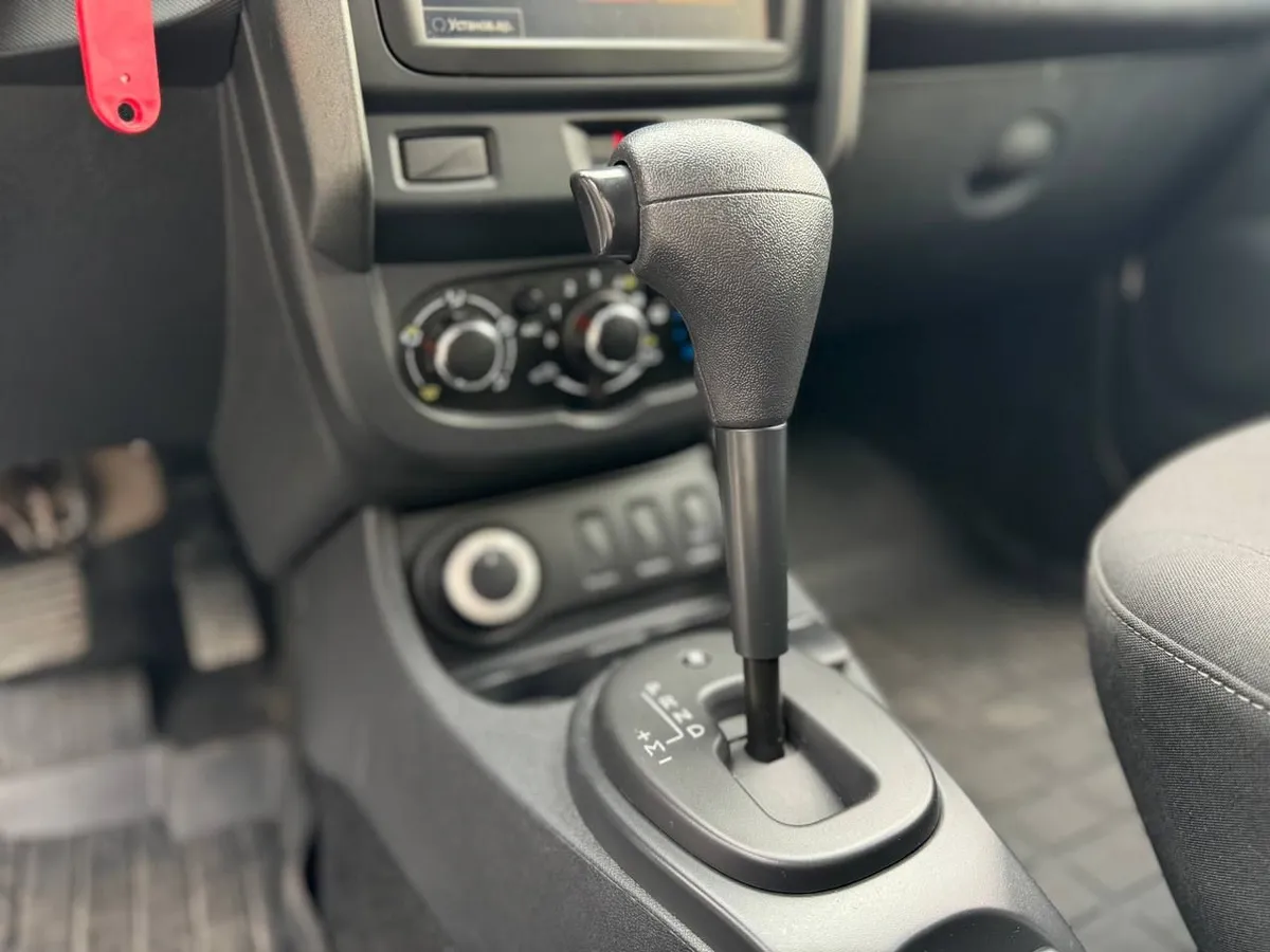 Renault Duster 2.0 AT 4x4 (143 л.с.)