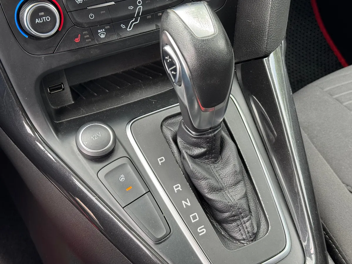 Ford Focus 1.5 EcoBoost AT (150 л.с.), 2017 — фото 11