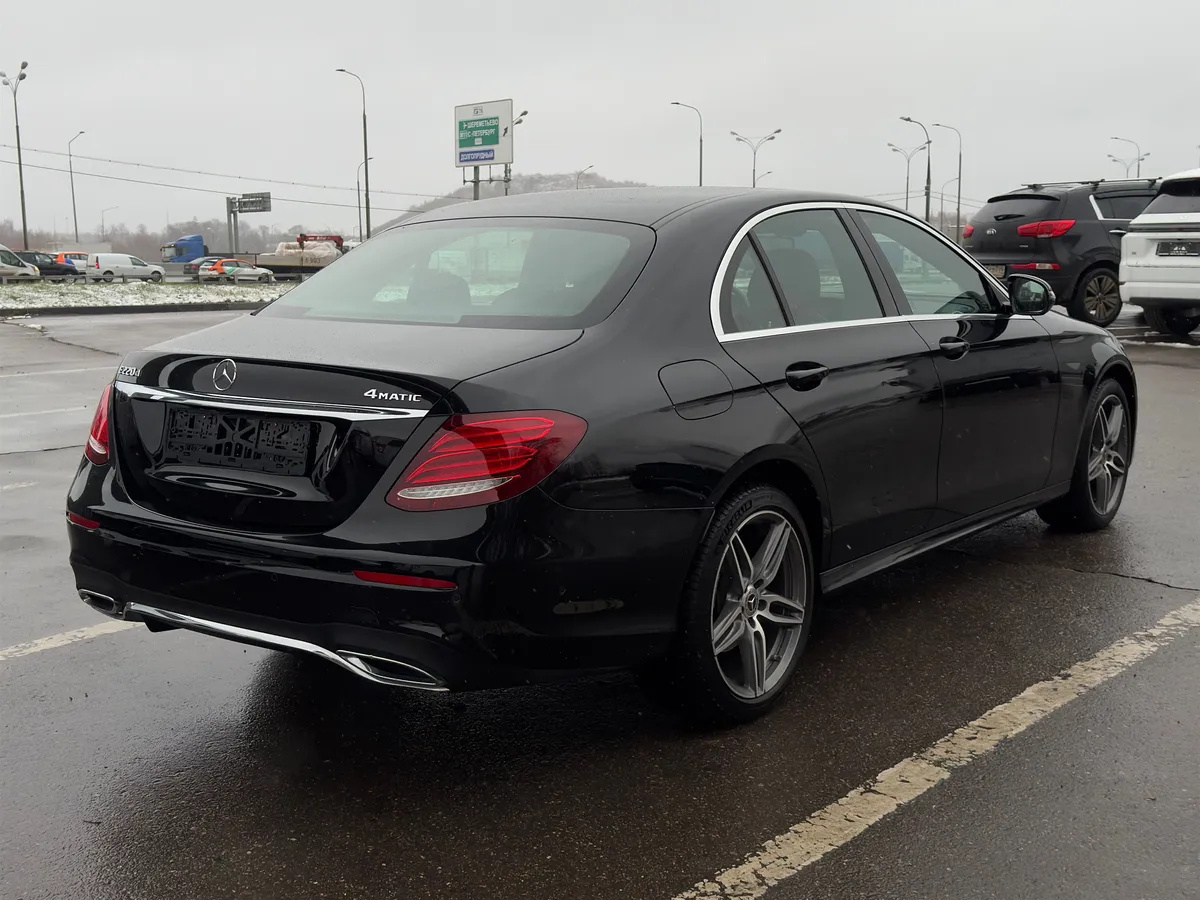 Mercedes-Benz E-Класс 2.0 AT 4WD (194 л.с.)