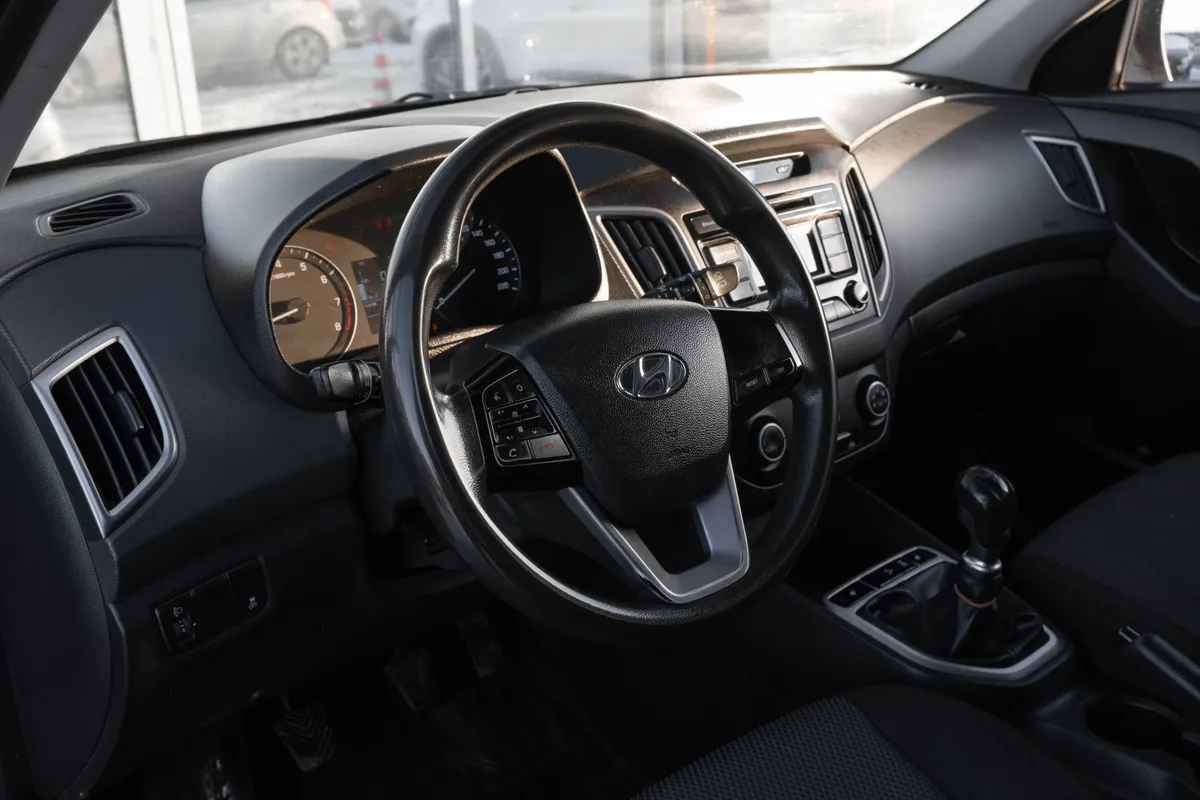 Hyundai Creta 1.6 MT AWD (121 л.с.)