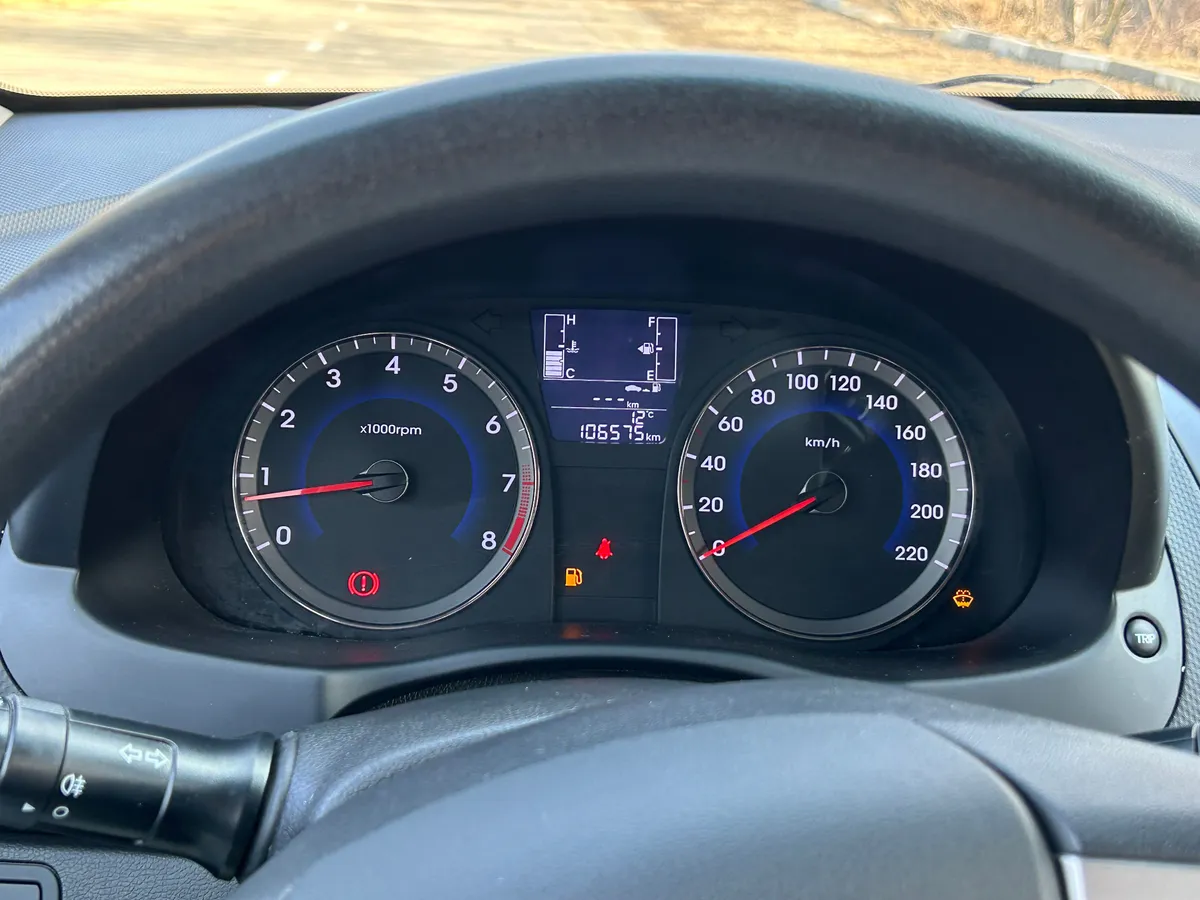 Hyundai Solaris 1.6 MT (123 л.с.), 2016 — фото 6