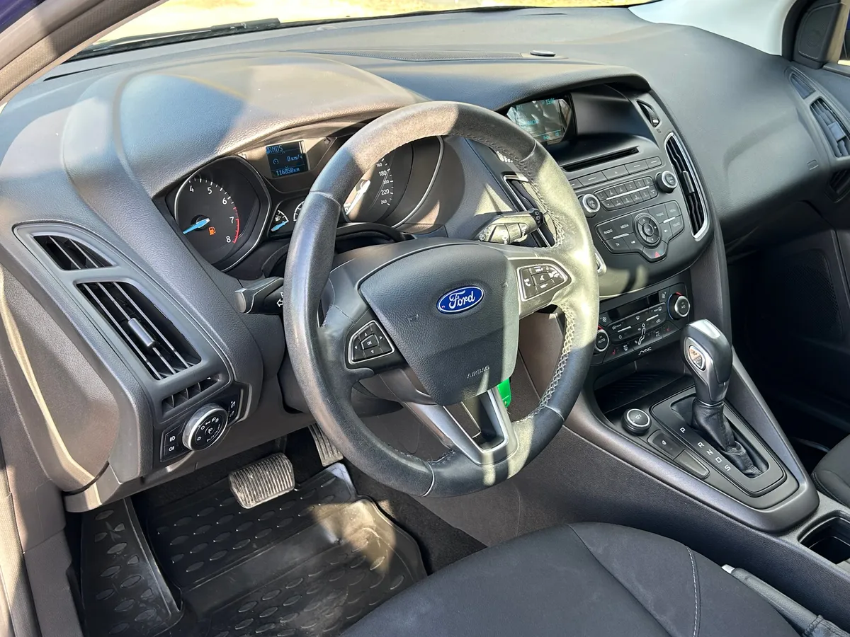 Ford Focus 1.6 Ti-VCT PowerShift (125 л.с.)