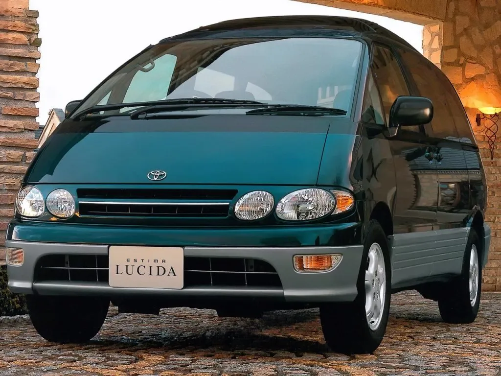 Toyota Estima 2.2 AT 4WD (100 л.с.)