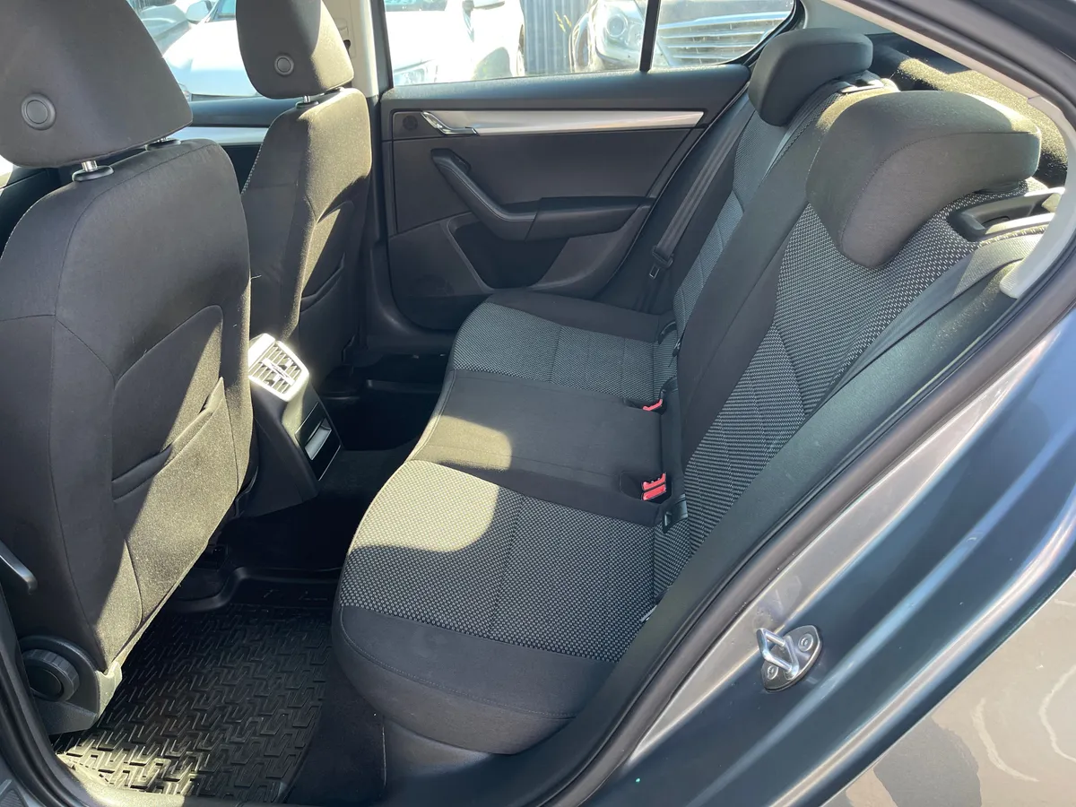 Skoda Octavia 1.4 AMT (140 л.с.)