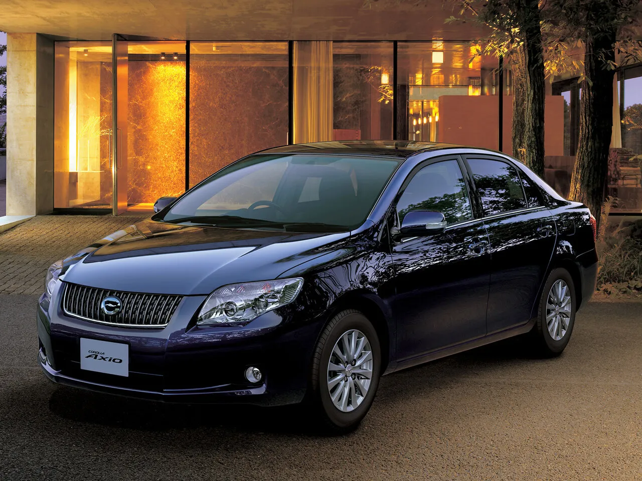 Toyota Corolla 1.8 CVT 4WD (125 л.с.)