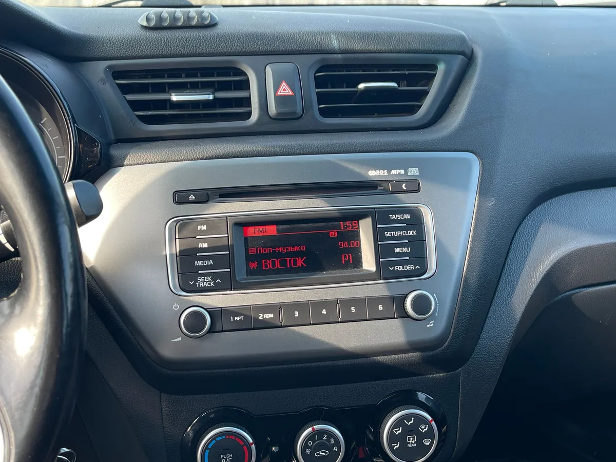 Kia Rio 1.6 MT (123 л.с.)