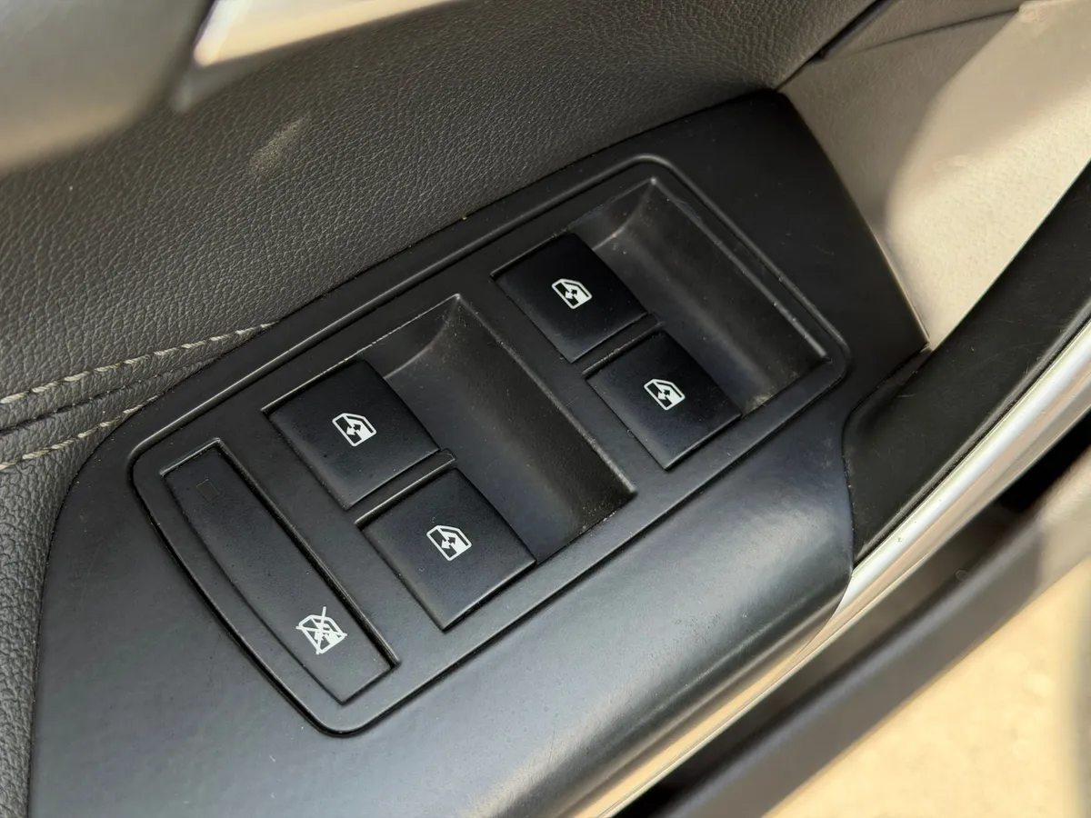 Opel Insignia 2.0 DTH AT (160 л.с.), 2011 — фото 10