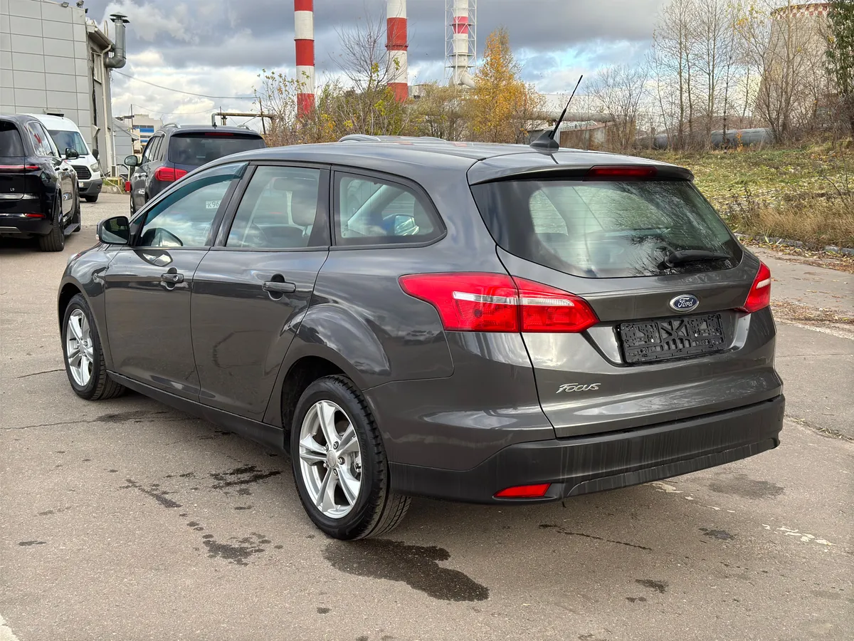 Ford Focus 1.6 Ti-VCT MT (105 л.с.), 2017 — фото 2