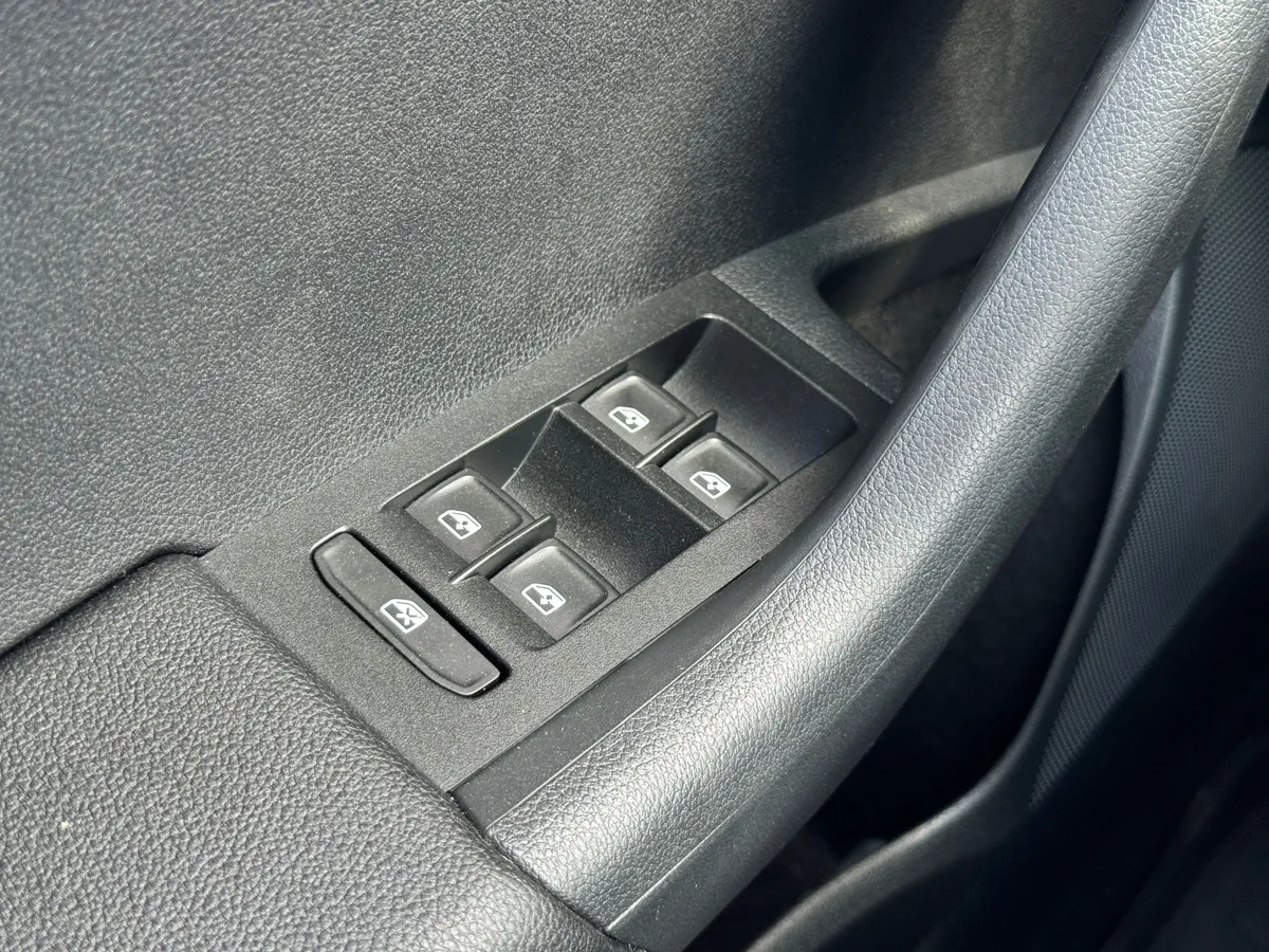 Skoda Octavia 1.6 AT (110 л.с.)