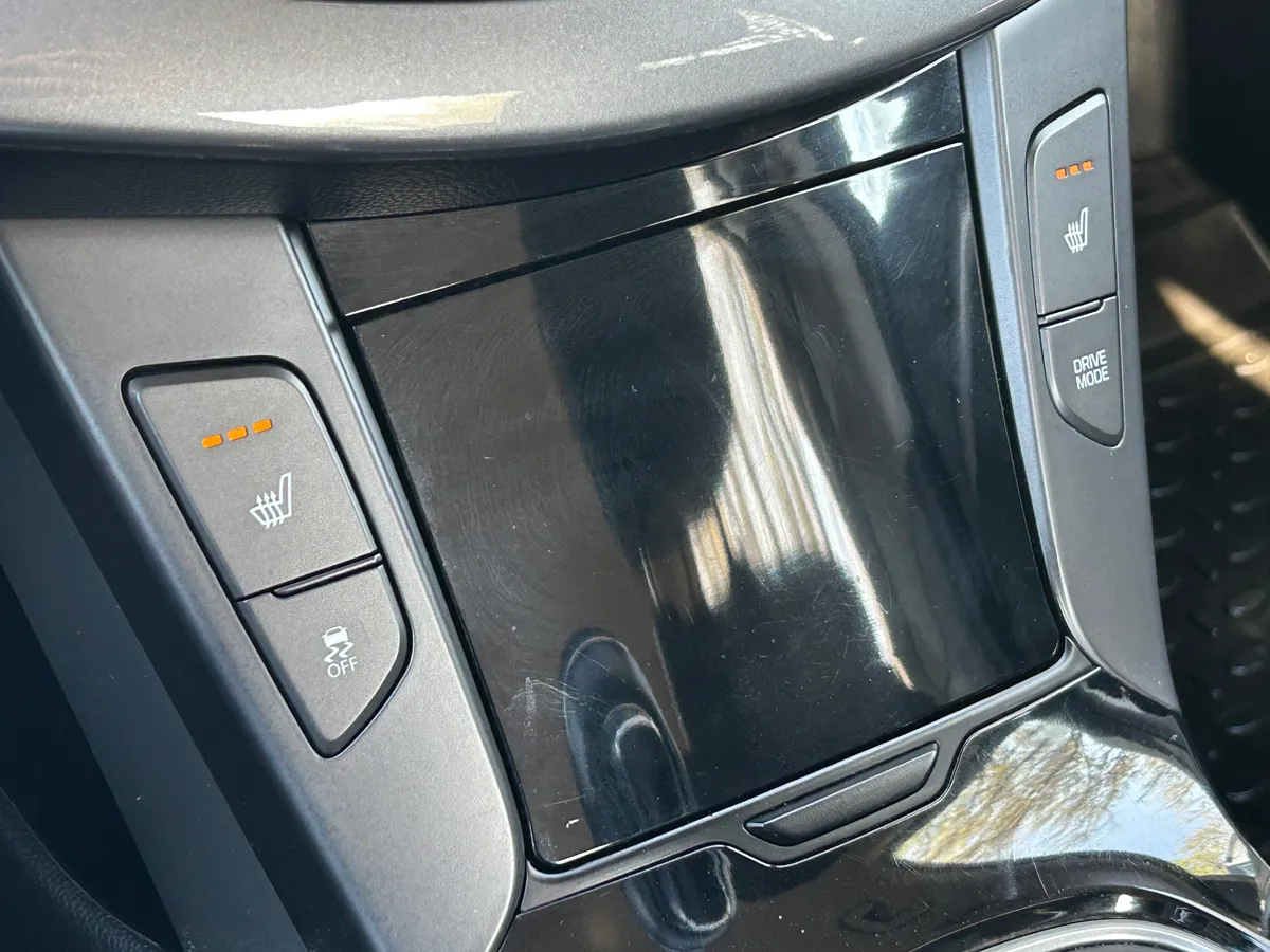 Hyundai i40 2.0 AT (150 л.с.)