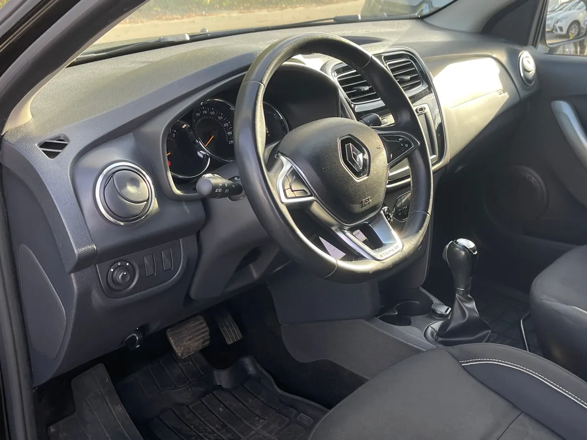 Renault Sandero 1.6 AT (102 л.с.), 2019 — фото 6